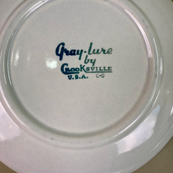 Vintage Gray-Lure by Crooksville 6" Hibiscus Plates – Set of 4 | Mid-Century - Picture 7 of 9